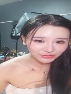    【滴蜡】小酒窝长睫毛多 自虐大秀 穿着情趣内衣玩滴蜡 直接滴小穴上 看着都疼 - coolhotav